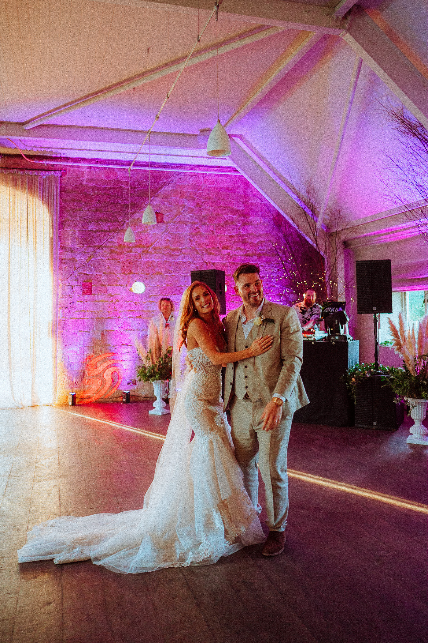 LAPSTONE BARN WEDDING PHOTOGRAPHY 025 LAPSTONE BARN WEDDING PHOTOGRAPHY 025